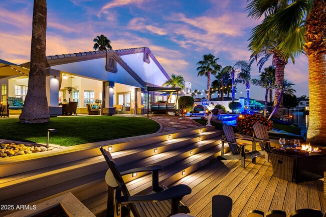 Building Photo - 1817 E Willow Tree Ct