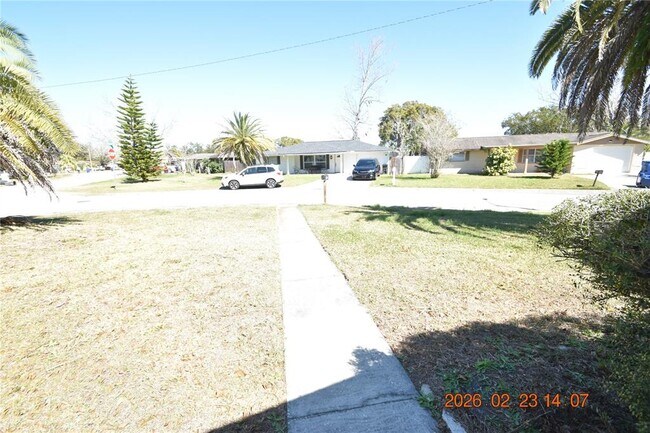 Building Photo - 7742 Yucca Dr