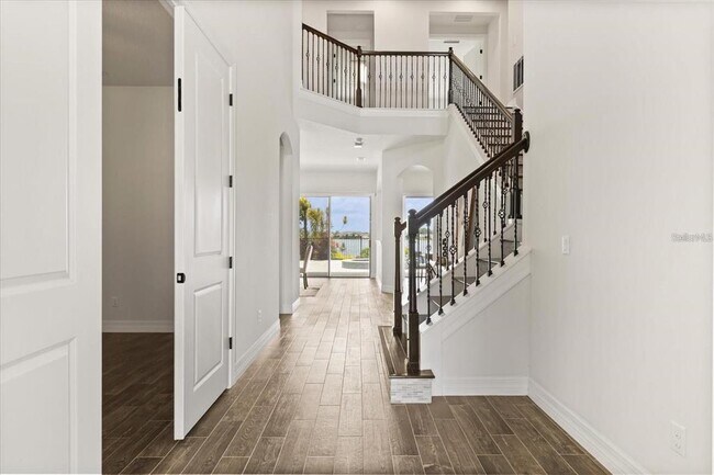 Building Photo - 10854 Lemon Lake Blvd