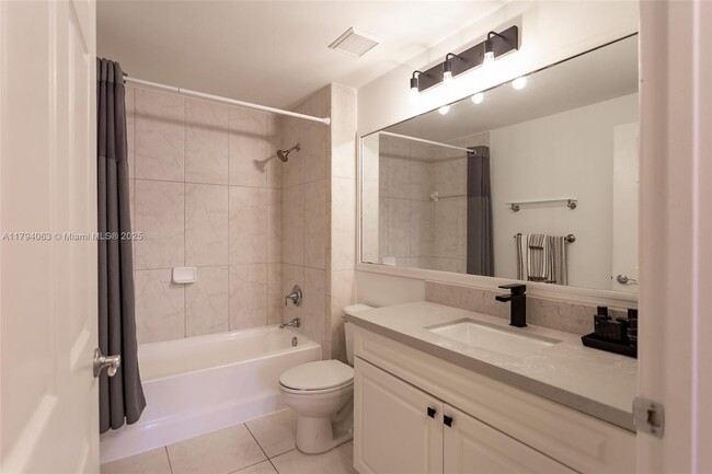 Building Photo - 6831 SW 44th St