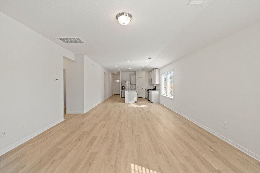 Building Photo - 5000 Stockton Ln