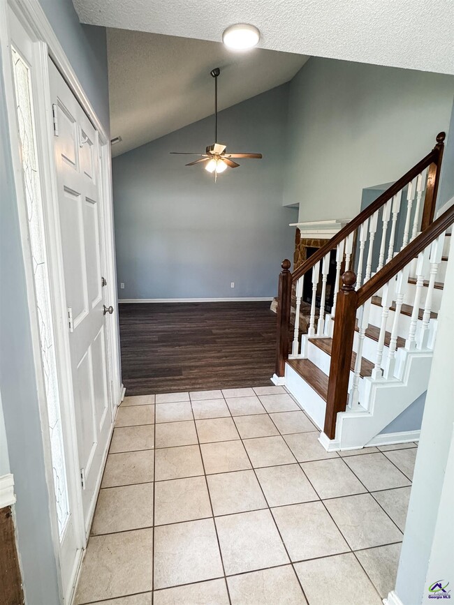 Building Photo - 2108 Marshallville Rd