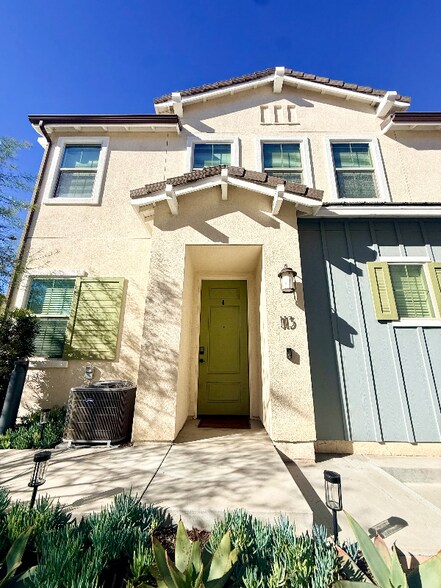 Building Photo - 113 Ave Citron