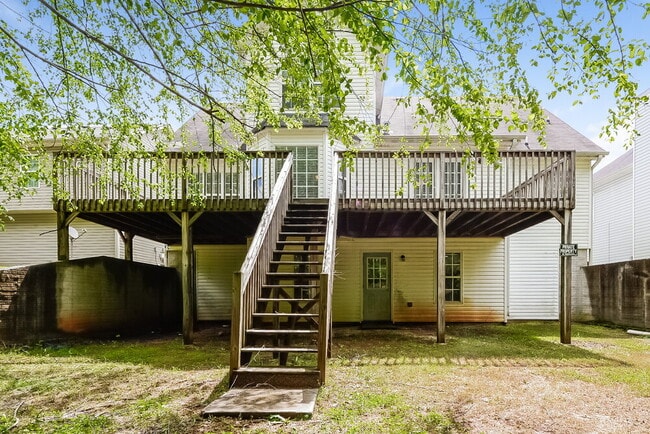 Building Photo - 754 Patriot's Point St