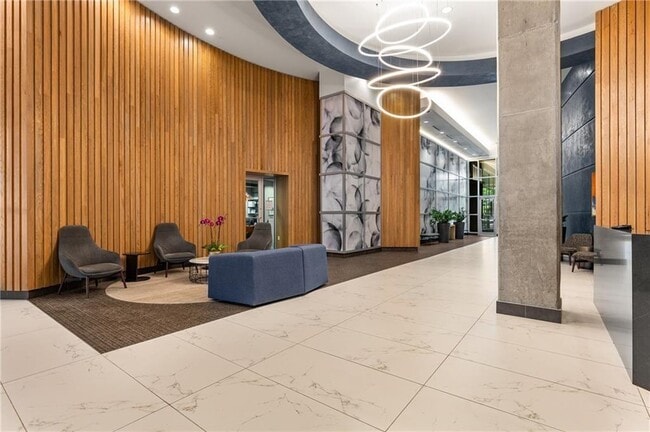 Building Photo - 943 Peachtree St NE