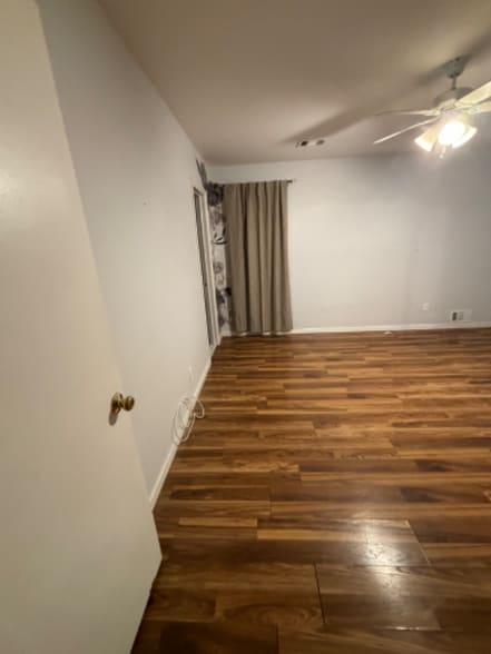 Building Photo - 587 Darlington Ave