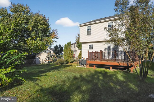 Building Photo - 7850 Greengate Way