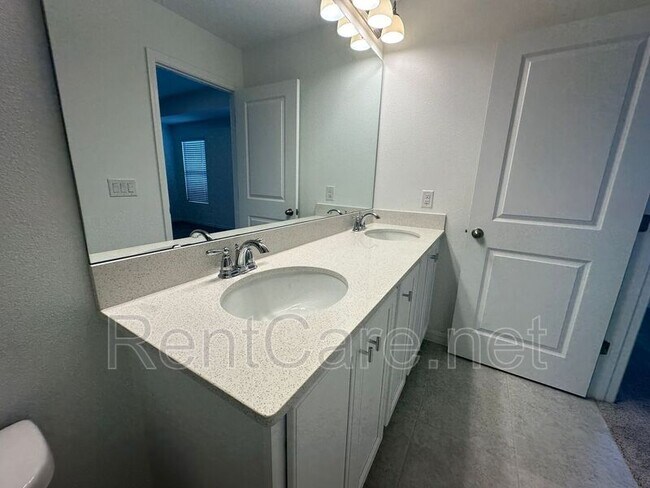 Building Photo - 6541 Cyrils Dr