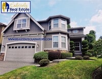Building Photo - Stunning 4-Bedroom Home for Rent in Bothell!