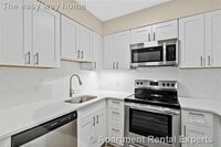 Building Photo - 632 Massachusetts Ave