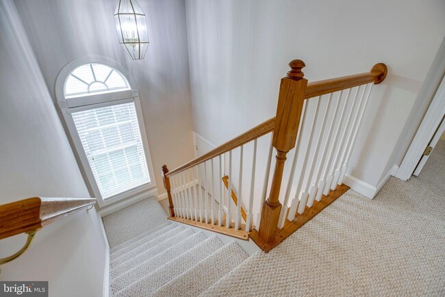 Building Photo - 12691 Heron Ridge Dr
