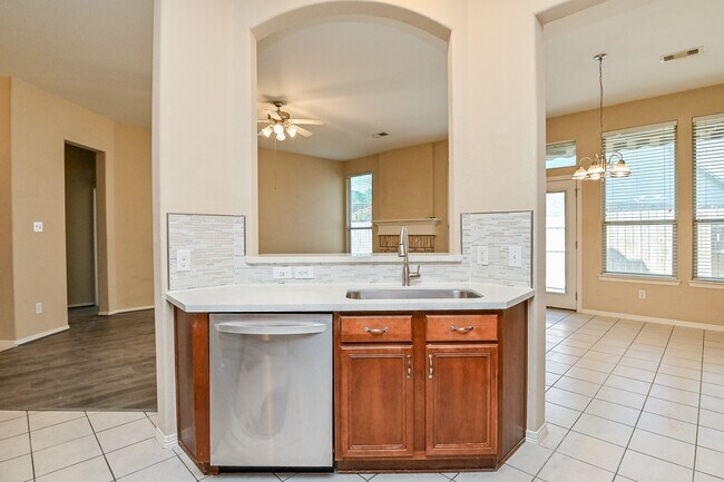 Building Photo - 719 Levi Bend