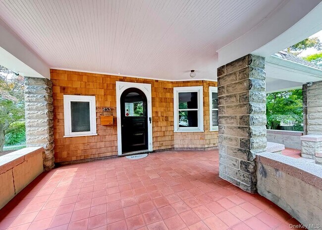 Building Photo - 453 Palmer Ave