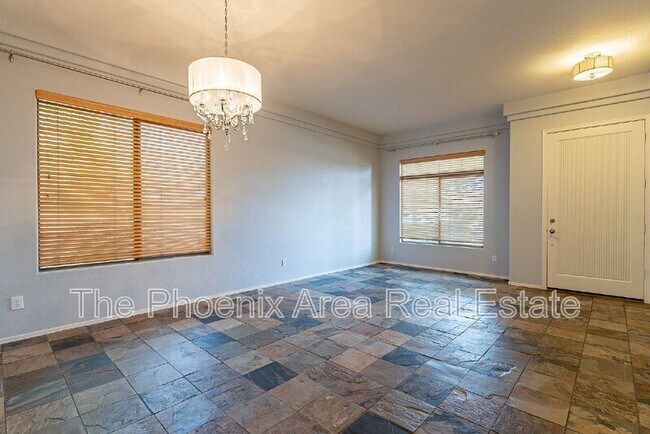 Building Photo - 2287 W Periwinkle Way