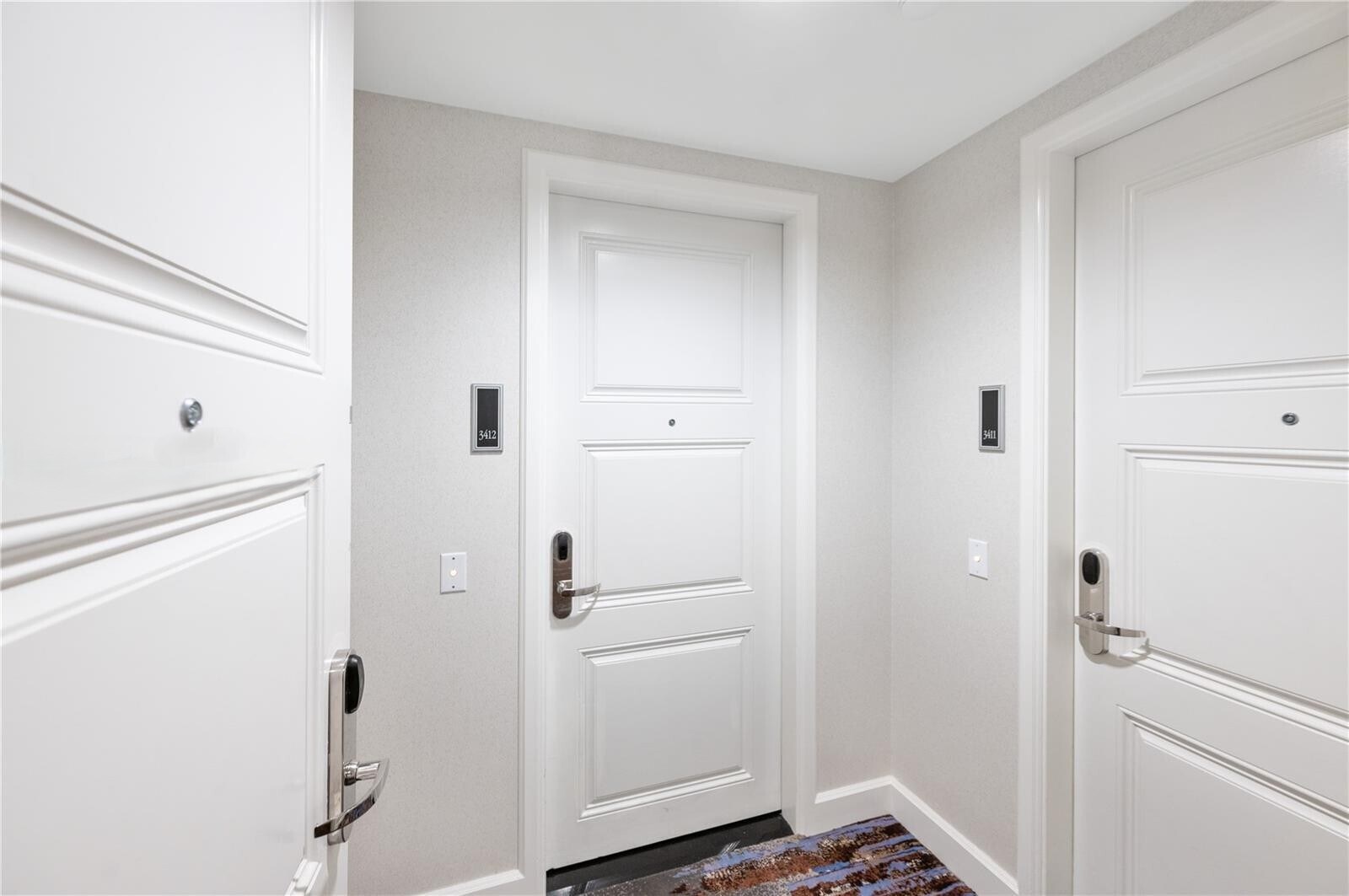 Building Photo - 1435 Brickell Ave