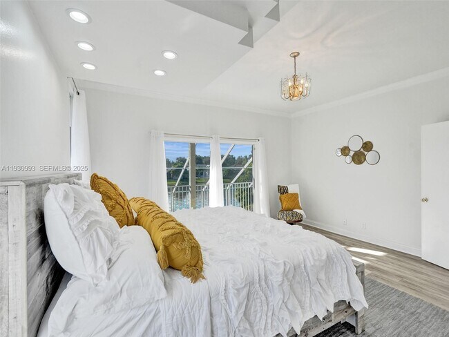 Building Photo - 4310 NW 63rd Ave