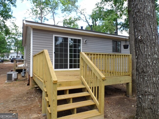 Building Photo - 13 Oak Mt Dr