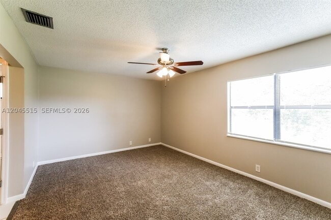 Building Photo - 1430 W Sandpiper Cir