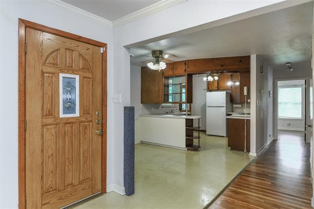 Building Photo - 4825 Trail Lake Dr