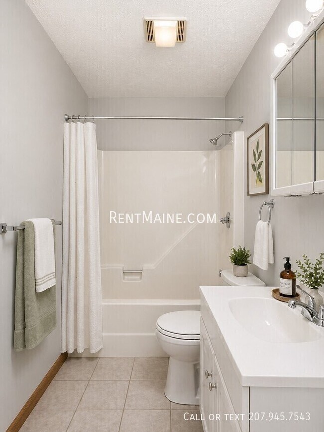 Building Photo - 6 Hartley St