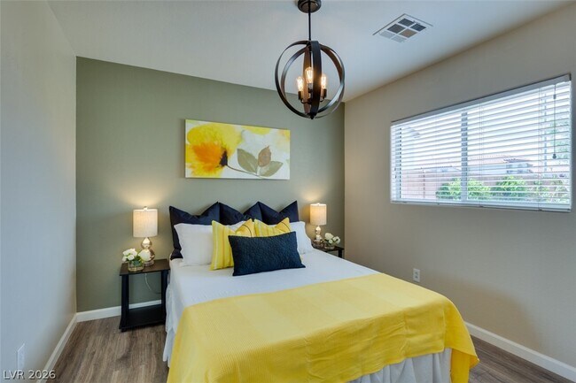 Building Photo - 304 Windsor Ridge Ave