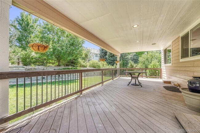 Building Photo - 17672 E Weaver Pl