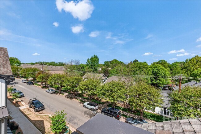 Building Photo - 504 Annie Lowery Wy