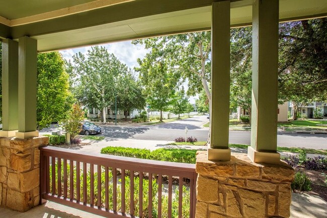 Building Photo - 350 McGarity