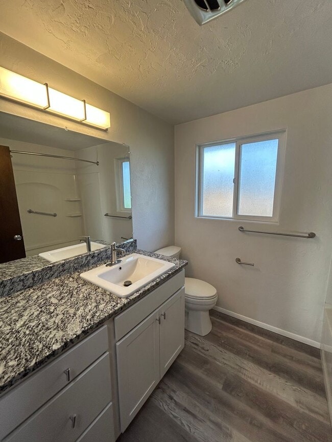 Building Photo - 2255 Shadylane Dr