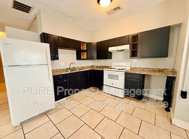 Building Photo - 417 North St