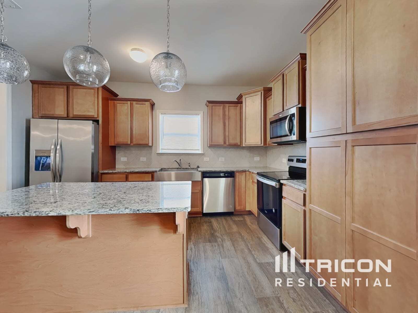 Building Photo - 4664 Wesmar Dr