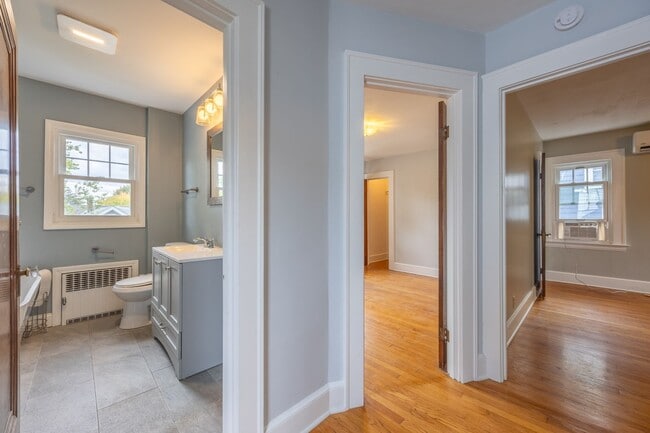 Building Photo - Charming 3-Bedroom Home in the Heart of Sp...