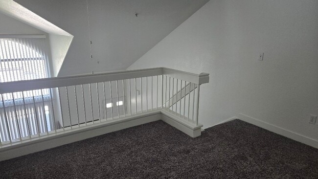 Building Photo - 13133 Le Parc Blvd