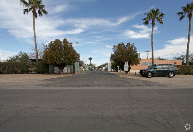Primary Photo - Las Palmas Mobile Home Park