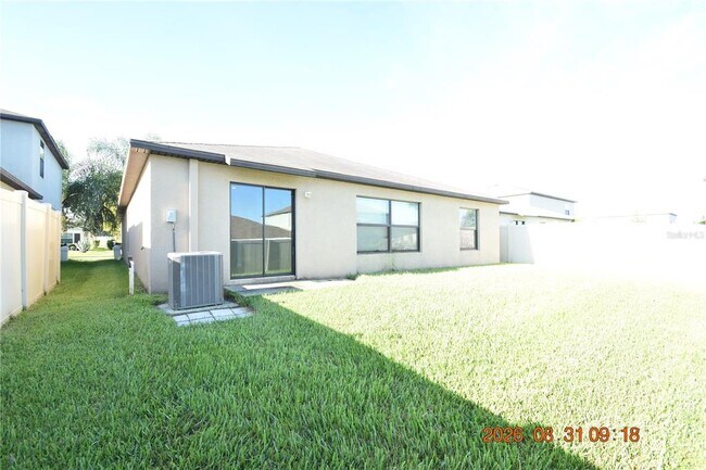 Building Photo - 10106 RoseMary Leaf Ln