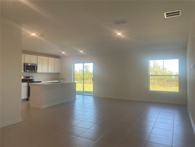 Building Photo - 3480 Chinotto Dr