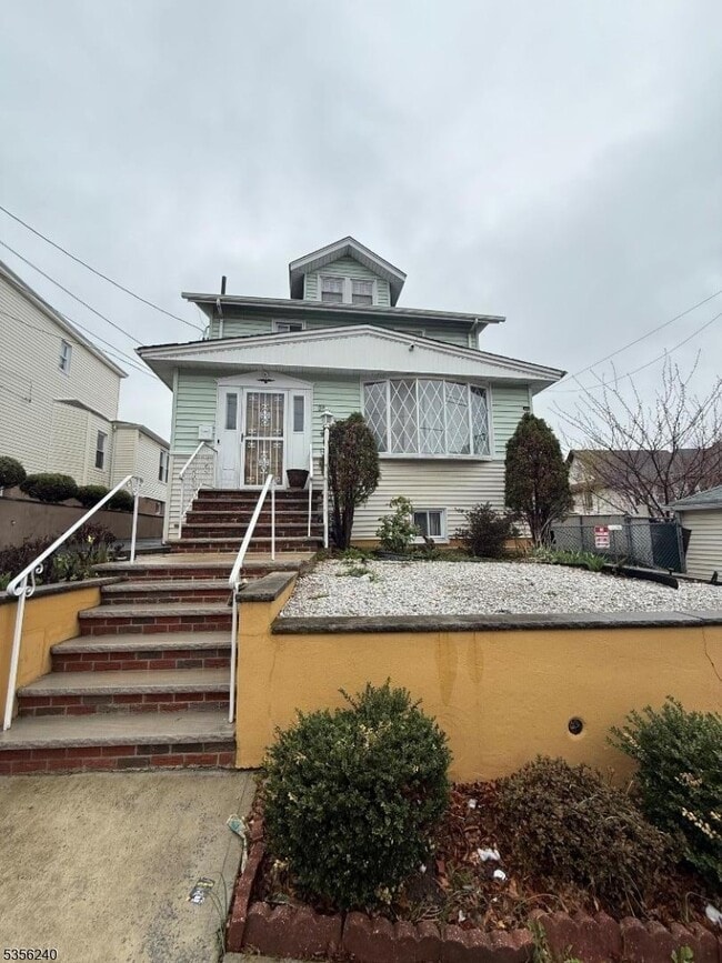 Primary Photo - 25 Hammond Ave