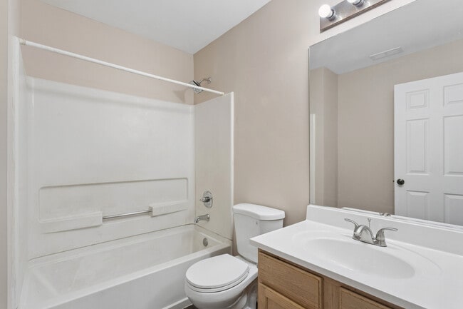 Building Photo - 21523 Franklin Cir