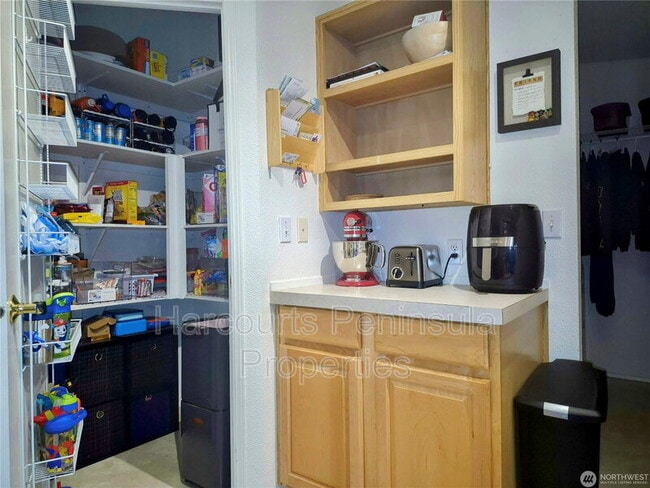 Building Photo - 9110 144th St Ct NW