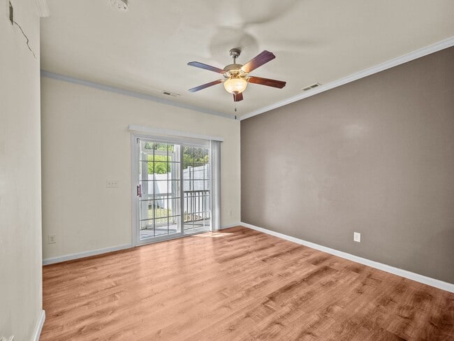 Building Photo - Welcome to Carolina Forest!