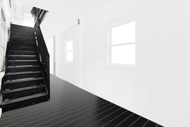 Building Photo - 5341 S Indiana Ave