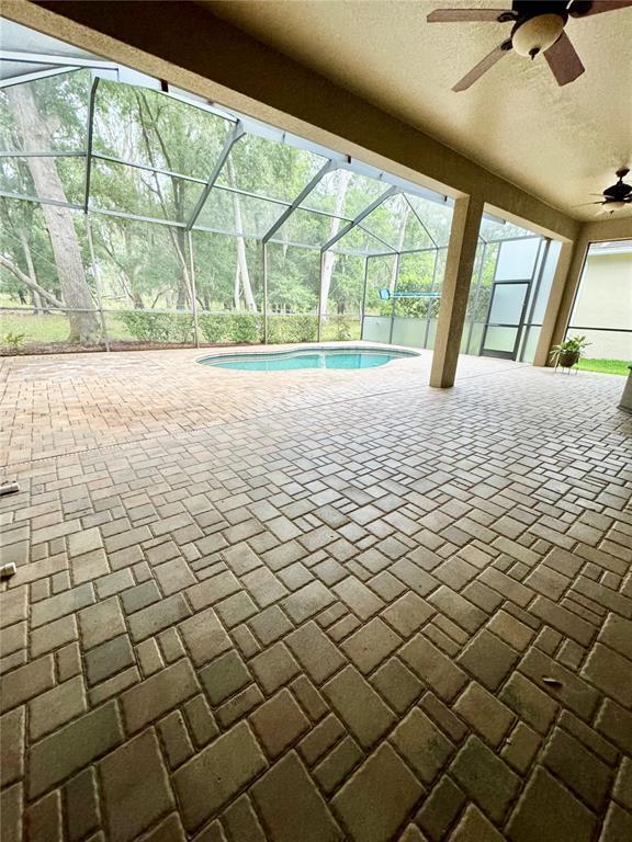 Building Photo - 7450 Ambleside Dr
