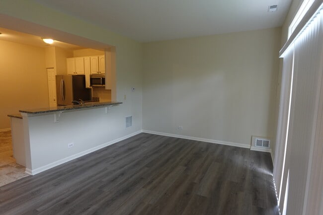 Building Photo - 2244 Flagstone Ln