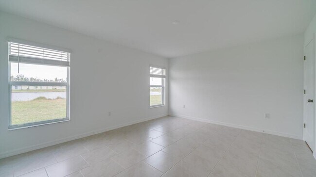 Building Photo - 4019 San Clemente Ct