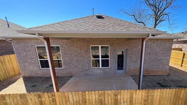 Building Photo - 424 Remington Ave