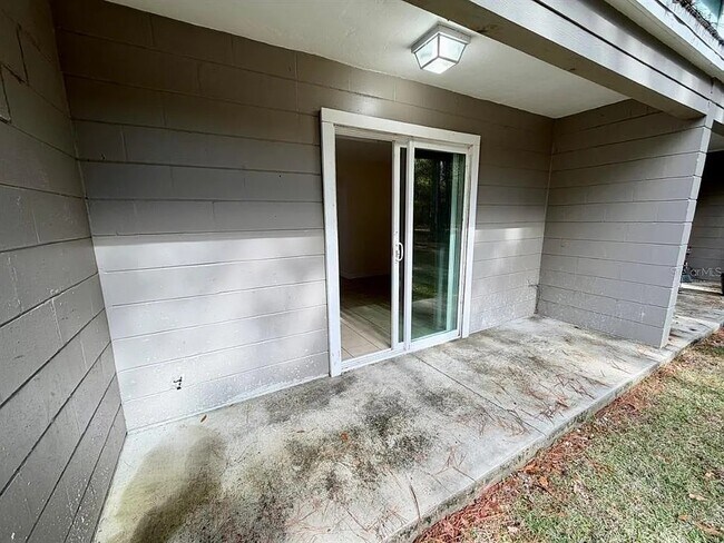 Building Photo - 7209 SW 45th Pl