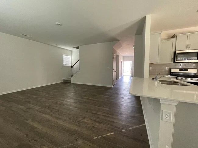 Building Photo - 3711 Stanley Creek Dr