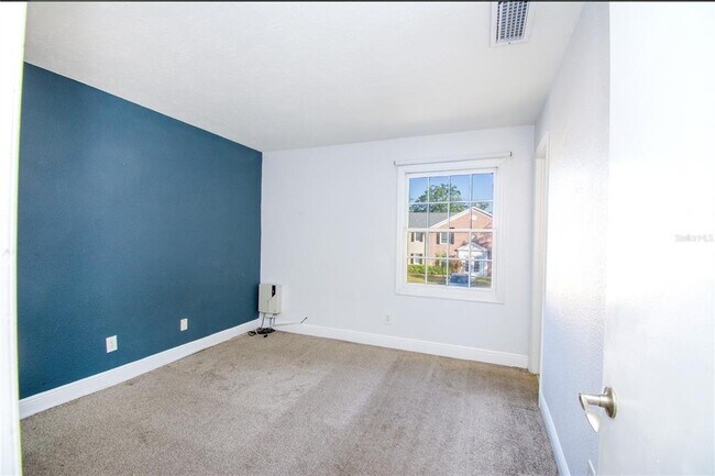 Building Photo - 13830 Orange Sunset Dr