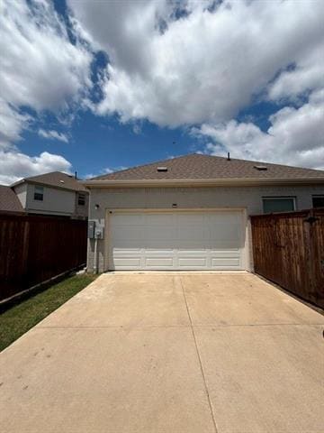Building Photo - 2726 Geranium Ln