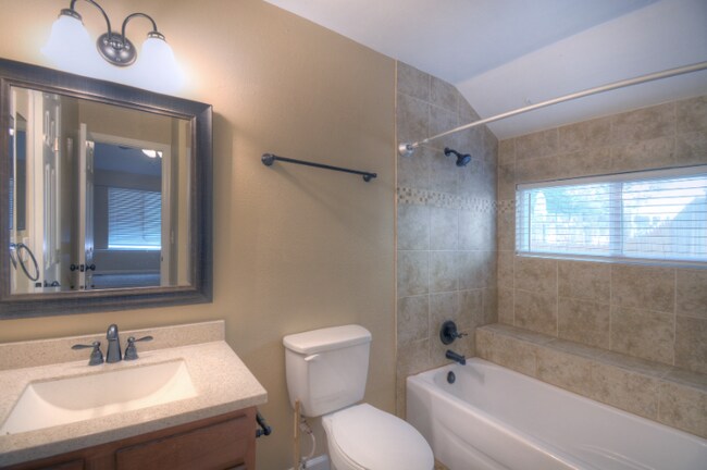 Building Photo - 3680 Pennyroyal Ln